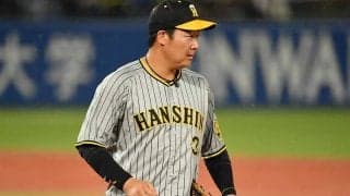 阪神・大山がヤクルト・西川と激突　倒れ込み場内騒然…プレー続行に場内拍手