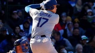 大谷翔平、敵地も熱狂した衝撃の片手弾 ドジャース指揮官は“目”を絶賛「かなり良くなってきている」