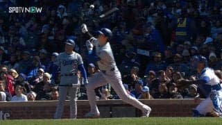 その右手、手術明けでしたよね！？片手“変態打ち”でスタンドに運ぶ大谷翔平のパワーに「そもそもトミージョン手術のリハビリ中なんだよな…」