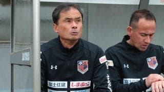 「ぶっつけ本番で何も準備していない」無敗キープでJ3首位浮上の大宮、アクシデントでの人員不足を乗り越えシステムも変えた長澤徹監督の考えは？