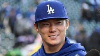 真っ赤な顔の山本由伸が「可愛い」　初勝利の“洗礼”で変化する表情「世界にバレてく」