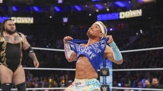 大男に挟まれた戸澤陽と“100％英語”スピーチのブル中野…レッスルマニア前夜に見たWWEと日本人レスラーの“プロ意識”【清野茂樹アナ連載＃11】