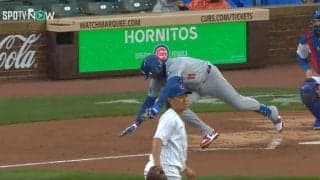 これもすべては雨のせい……全力疾走も足を取られてまさかの大ズッコケの一幕