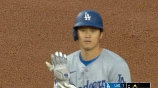 大谷翔平に何が起こっているのか…？ 気づいたら止められない　ヒット後に一瞬だけ見せた“表情”にファン騒然 「成績上がりすぎ」「アンチ完全沈黙」