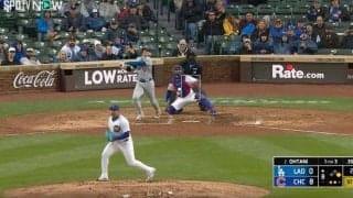 一体、何が起こった…？ 大谷翔平の直撃したら死ぬレベルの“弾丸ヒット”がヤバすぎると話題に　危機一髪！カモメたちが一斉に飛び立った放送事故レベルの一撃