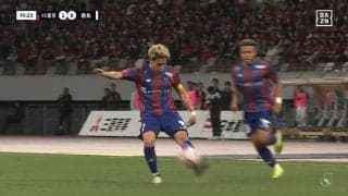 「神試合きた！」「今シーズンベストだろ」CL準々決勝の大一番はとんでもないゴラッソ続出！負けられないレアル・マドリードの仕事人が圧巻ボレーで壮絶な撃ち合いを締めくくった瞬間「えぐいやつ決まった！」「ゴラッソ返し」