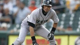 イチローでも届かなかった“怪物”　失敗しない伝説の男…前人未踏の快記録「50」