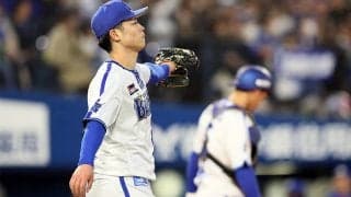 5失点KOにベンチで呆然「小園くん涙目」　2021年ドラ1、逸材21歳の“ホロ苦デビュー戦”