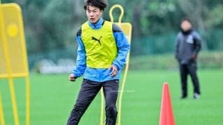 川崎のDF陣に相次ぐ負傷者で、由井航太が狙うC大阪戦のメンバー入り……先輩FW4人との練習を成長の糧に、「評価を上げるチャンスがあるので、出たら本当に頑張りたい」