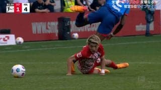 「ブルーロックやん！」堂安律の“ピンポイント完璧タックル”が炸裂した瞬間！ スタジアム大歓声で「これが日本の10番だ！」「レベチだ」「ナイス気合い」など称賛続々