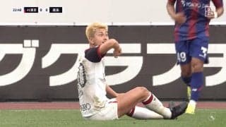 「さすがに酷い」国立競技場で大ブーイング、競り合いで肘打ちされた鹿島・鈴木優磨が“ノーファウル”で猛抗議　ファンは「飛ばないほうが悪い」「可哀そう」意見分かれる