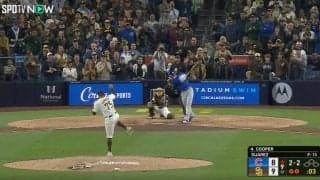 もはや暴力！ 元阪神の守護神が160キロ“火の玉ストレート”を炸裂した瞬間　カブス・鈴木らをパワーでねじ伏せる「猛虎魂を感じる」「ボール速すぎ」