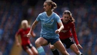 優勝争うシティ女子、右SBカスパリが\"攻撃的ジェスチャー\"の制裁で出場停止と31万円の罰金処分に