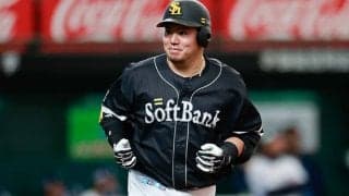 前日にハグを交わした山川に満塁弾　失意の元新人王「完全にゲームを壊した」