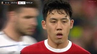 「審判どこ見てんだよ！」「怖すぎる…」 リバプール遠藤航がイラついた瞬間　一瞬ヒヤリ… 物議を醸す“ハンド判定”に観客もブチギレ！