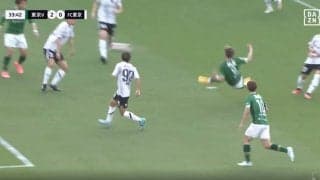 「李忠成！」16年ぶりJ1“東京ダービー”で炸裂したビューティフルゴラッソが元日本代表FWを彷彿させると話題に ｢ボレーの美しさたるや」「時間が止まって見えた」