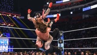 「ひとり眉山」まさかのジャーマンスープレックス“二重奏”に全米熱狂！ まとめて投げる驚異のシーンに「んなバカなｗ」脱帽