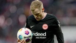 フランクフルトでもパッとせずのファン・デ・ベーク、夏に新たなクラブ探しへ