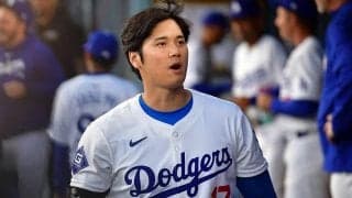 身長206cmの有名人と並び実感…大谷翔平は「かなりデカい」　異次元共演に米記者驚愕