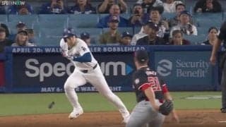 大谷翔平、一瞬で消えた！ 中継カメラが追いつけない…　走り出した瞬間に急加速するスピードがヤバい “爆速内野安打”にファン騒然「笑うしかない」「この人ピッチャーだぞｗ」
