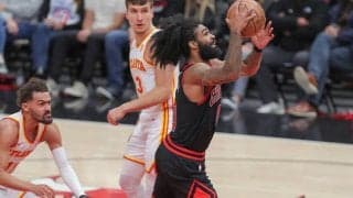 ブルズがホークスを撃破、コービー・ホワイトがキャリアハイ42得点…ヒートとの東8位決定戦へ