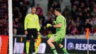 強靭すぎるメンタル...GKマルティネスが“敵国”フランスでPK戦2本セーブ、挑発とダンスも健在「これは僕の運命」