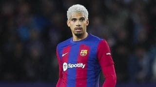 財政難のバルセロナを救うアラウホ売却案…会長は消極的も契約延長交渉が停滞