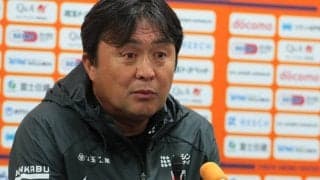 “さいたまダービー”で快勝、若手起用の中8連勝で連覇に邁進する浦和レディースの楠瀬直木監督が見据える未来「連覇を確実に。来季、その先も」