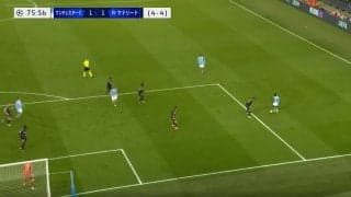 「意味わからん」マンCの暴走機関車がレアルの牙城を切り裂いた“圧倒的個人技”の一部始終 予想不可能な独創的ドリブルで試合の流れを変えるワールドクラスな“崩し”の瞬間