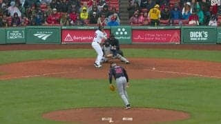 球場がどよめいた… 一体、何が起こった！？ セットポジションから投げると思ったらクルッと一回転　“痛恨の回転ボーク”が起きた瞬間 「えっw」「毎日ボークあるな」