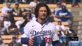 ウソだろ…！？激しすぎた行動が招いた悲劇 大谷の同僚アウトマン、1人で“ダブルアウト”になってしまうレアプレー