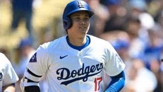 “争奪戦の勝者”は「オオタニに会うことができます」　実況も注目…大谷翔平の記念球の行方