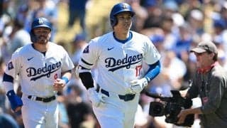 大谷翔平が作りだした芸術的瞬間　歴史的一打の裏に“三者三様”の構図「かっこよすぎる」