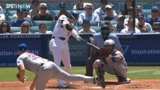 大谷翔平、特大弾に右翼手が「確信動かない」 じつは“内野手全員も”の衝撃真実 「作品として見事に完成させた」痛快リアクションに反響