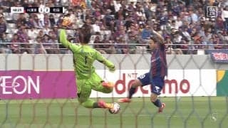 「連続DOGSO回避」町田の守護神・谷晃生が“勇気ある飛び出し”でチームを救った瞬間　あわやファウルの紙一重プレーに「ナイス飛び出し」「すげえ判断力」