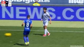 流れを変えた！久保建英が味方を動かすパス＆ドリブルで右サイドを完全コントロールした瞬間 パス→インナーラップ→相手を剥がしてグラウンダークロス「やっぱうまいわ！」打開成功までの10秒間