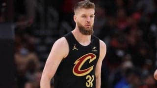 キャブスのディーン・ウェイドがPO1回戦を全休…チームはマジックを相手に2勝を先取