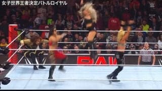 女子レスラー、脱力開脚ダウンの衝撃技 危険すぎる「放り投げ＆ヒザ」の凶悪コンボ