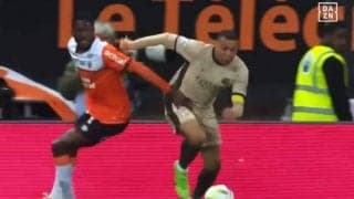 「ゲームより凄え！」エンバペの“宇宙人ドリブル”が世界中で大バズり！ 高速タッチから股抜き→完璧アシストの一部始終にファン驚愕「こんなの見たことない」「クレイジーだ」