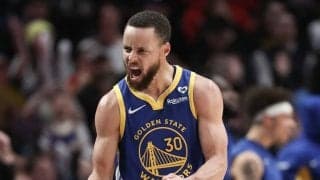 リーグ最多の189得点を奪ったステフィン・カリーが最優秀クラッチプレーヤー賞に選出