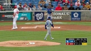 山本由伸、助かった！鬼門の初回で球審の“ラッキー判定”に救われた瞬間 元同僚もうんざり＆二度見リアクション