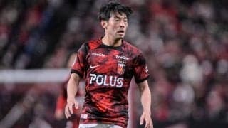 「何だこの天才は」浦和MF中島翔哉が終了間際に披露した超絶技巧の“鬼テク”キープにファン大興奮！「ゾクゾクしました」「お金取れるレベルのキープ」の声