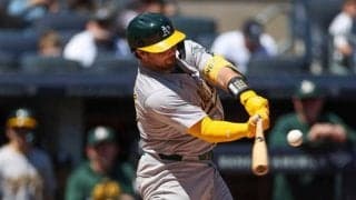 ボールが“壊れる”珍事「品質はどうなんだ？」　中身飛び出し…MLB公式も驚愕「見たことない」