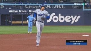 さすがカナダの英雄！フリーマン、敵地だけど“地元”で放った豪快アーチ 家族との感動シーンに「最高の親孝行」