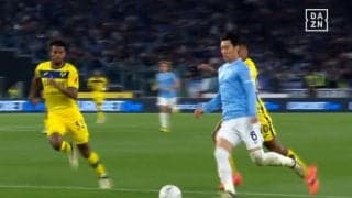 「なぜシュートを打たない…」鎌田大地の消極的プレーにファン落胆…完璧な抜け出し→まさかのパス選択で決定機を逃した瞬間「初めから打つ気があれば…」