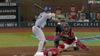 放送事故レベル！ 大谷翔平、中継カメラがとらえたヤバすぎる瞬間　一瞬見せた“目の動き”にファン騒然 「めっちゃ見てるw」「一度も目線切ってない」