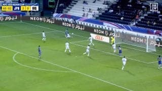 まさに“ネクスト三笘薫”だ！ U-23日本代表ウイングがシザースから急加速の圧巻ドリブル→完璧クロスを上げた一部始終にファン驚愕「マジですごい」「はっや」