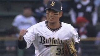 “大学3冠王”のオリ逸材が「空を飛んだ」　スーパー美技に衝撃「これはエグい」