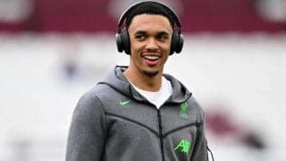 アレクサンダー＝アーノルド、名俳優の娘との2ショットが話題に…モデルのお相手は日本通？