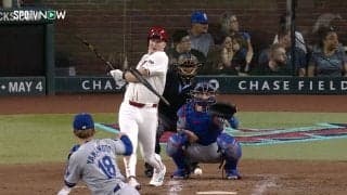 あぶね！山本由伸、3勝目の裏であわや“バット強襲”のハプニング 「山本呪われてんのか」冷静にアウトもヒヤリの瞬間